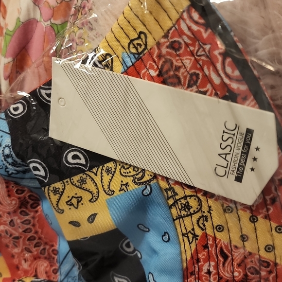 A Bucket Hat One Size Adult - Picture 5 of 5